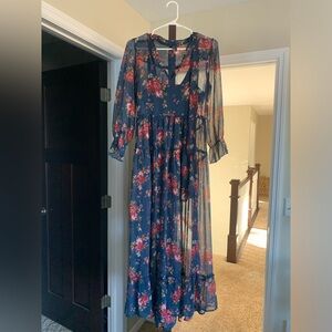 Women’s Forever 21 floral maxi dress size S.